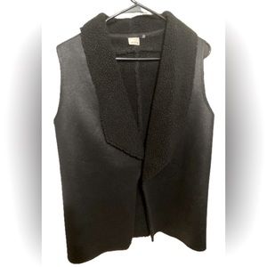 Ecru suede vest